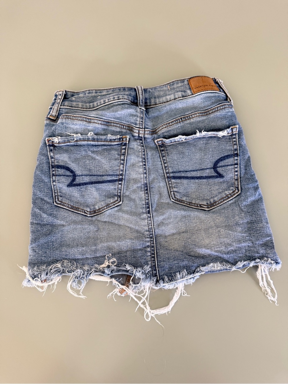 American Eagle Women’s Distressed Light Blue Denim Jeans and Denim Skirt - Picture 6 of 10